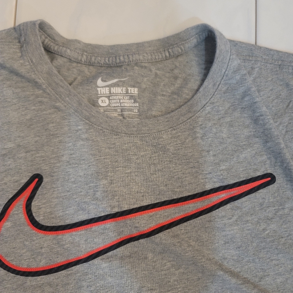 Nike Tee